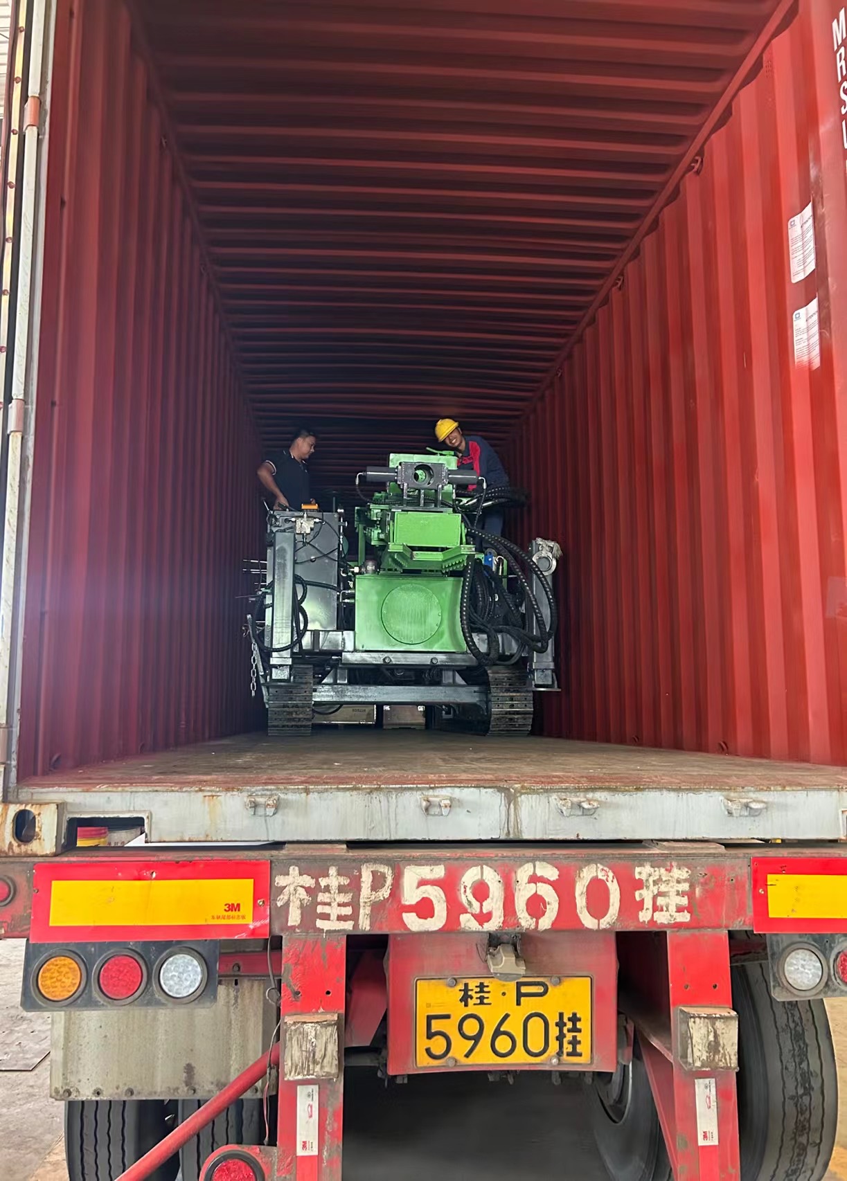 完美体育（中国）官方网站KS500取芯钻机出口非洲